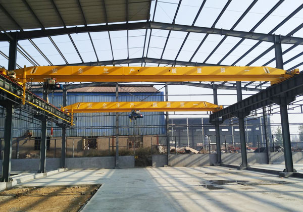 双梁起重机